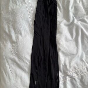 Black Lululemon pants with side pockets